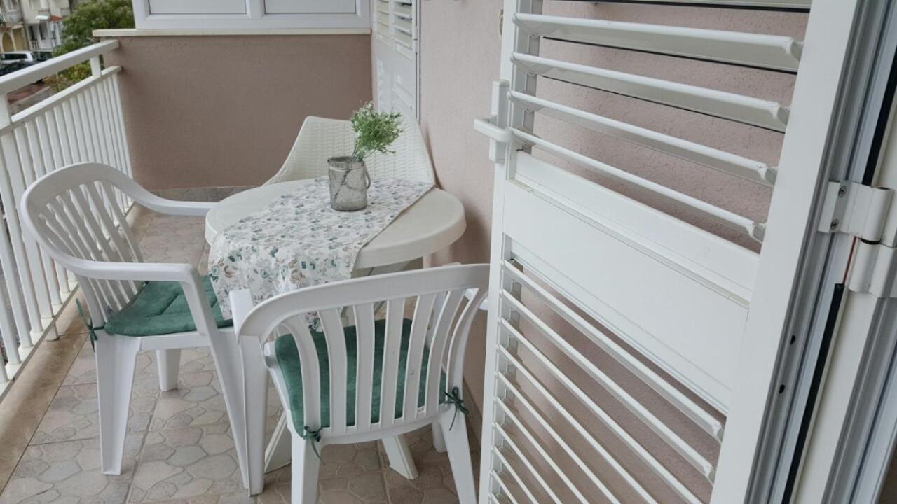 Ruzica * Makarska